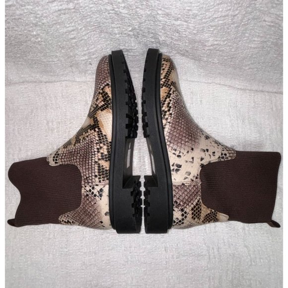 Comfort Foam Women's Brown Snake Print Sabriel Ankle Boots Size 9 NIB #36330 - Picture 5 of 7